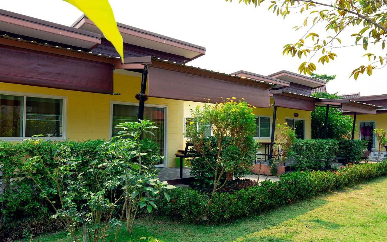 Baan Sin Suk Hotel Chiang Rai Exterior photo